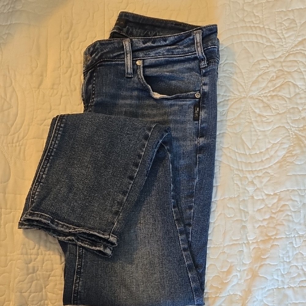 Silver Jeans Elyse Straight W32 L31. Like New